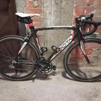 bicicletta corsa Kuota carbonio 