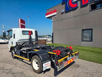 Isuzu P75 gancio scarrabile Tagicar