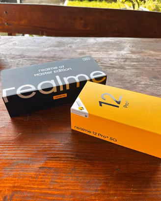 Scatole originali Realme GT Master e 12 pro+
