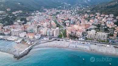 Stabile/Palazzo Finale Ligure [Cod. rif 168VRG]