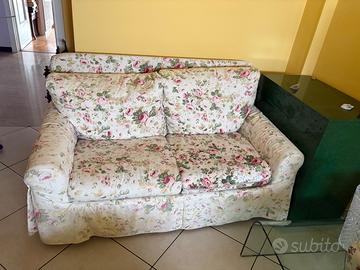 Divano 2 posti