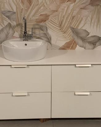 Mobile bagno sospeso con lavandino appoggio ikea