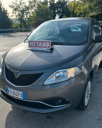 Lancia Ypsilon 0.9 TwinAir 85 CV 5 porte Metano Ec