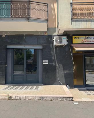 A 500 metri dal centro di Bn locale per usi vari