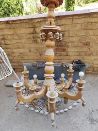 Lampadario in legno fatto a mano artigianale