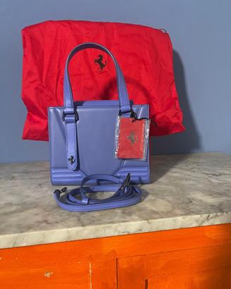 Borsa ferrari