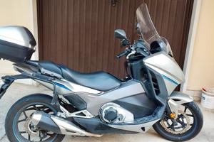 Honda Integra 750 S DCT