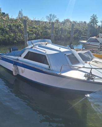 Barca pilotina