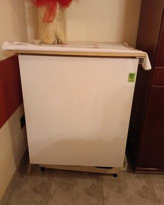 Congelatore Rex cassetti.