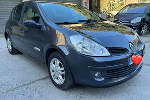 Renault Clio 1.2 16V 5 porte Rip Curl 2007