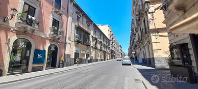 Stabile di Prestigio con terrazze su Villa Bellini