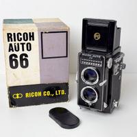 Ricoh Auto 66 fotocamera biottica 6x6