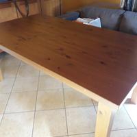 Tavolo in legno IKEA