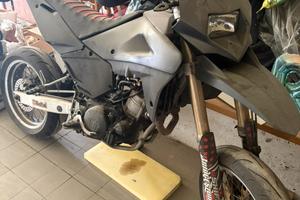 Husqvarna SM 610 i.e.