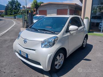 Toyota iQ 1.0 CVT Sol 4 POSTI AUTOMATICA