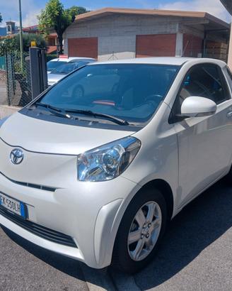 Toyota iQ 1.0 CVT Sol 4 POSTI AUTOMATICA