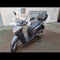 Scooter Honda SH 150 del 2020-Piacenza