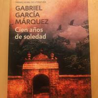 Libro Cien años de soledad in spagnolo G.G.Marquez