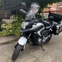 Honda Nc700x automatica
