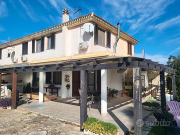 Villetta a schiera - Pula