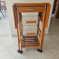 Carrello cucina in pino e piastrelle in ceramica 