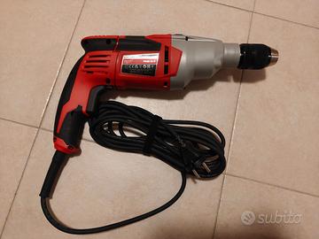 Trapano a percussione Milwaukee