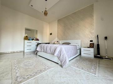 3 LOCALI A PIZZIGHETTONE