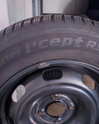Gomme 195/65 R15 91T con cerchio