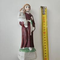statua di Sant'Antonio da Padova con Gesù bambino