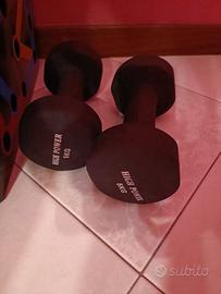 Coppia manubri 5 kg ciascuno in neoprene – 10 kg t