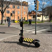 Monopattino boyueda S3