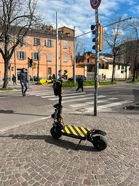 Monopattino boyueda S3