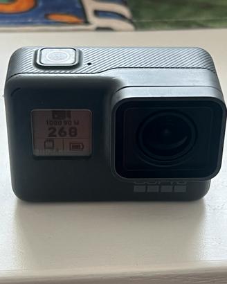 GoPro HERO5 Black con Accessori inclusi nel prezzo