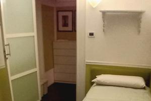 Piazzale Lodi stanza singola bagno privato 500eu