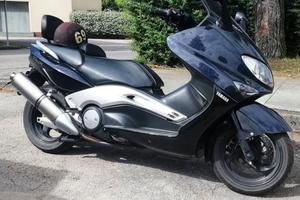 Yamaha T Max 500