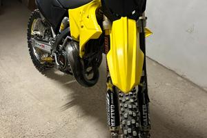 Suzuki RM 125