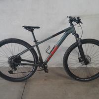 bicicletta mtb CUBE ANALOG