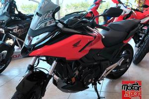 Honda NC 750 X cambio manuale