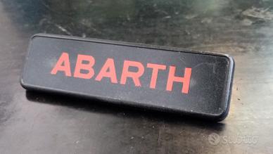 Fregio in plastica ABARTH 