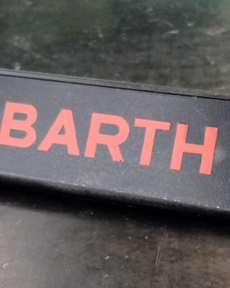 Fregio in plastica ABARTH 