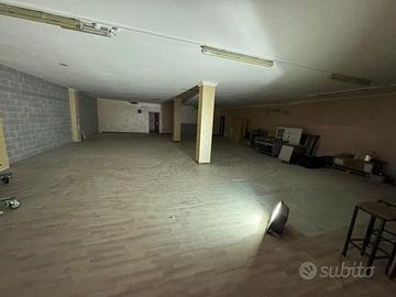 Deposito di 500mq a Udine Sud