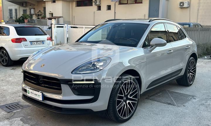 PORSCHE Macan 2.0