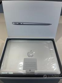 MacBook Air 13'' – 256Gb come nuovo