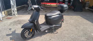 scooter lambretta v200 special