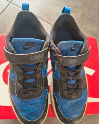 Scarpe Nike n. 33