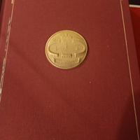 Libro illustrato collezione monete del vaticano 