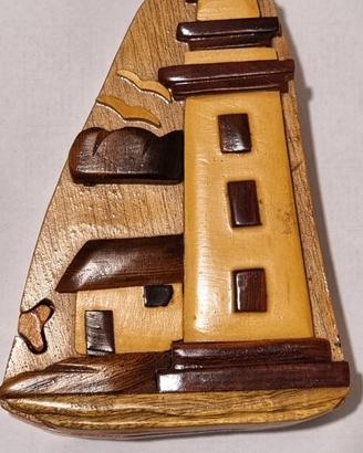scatola in legno con area segreta