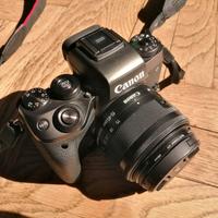 Fotocamera Canon EOS M5 MIRRORLESS + obiettivo 