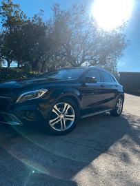 Mercedes GLA 180D