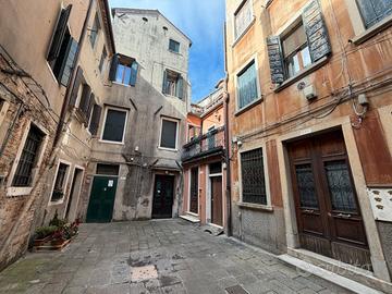 Appartamento a venezia zona ponte delle guglie